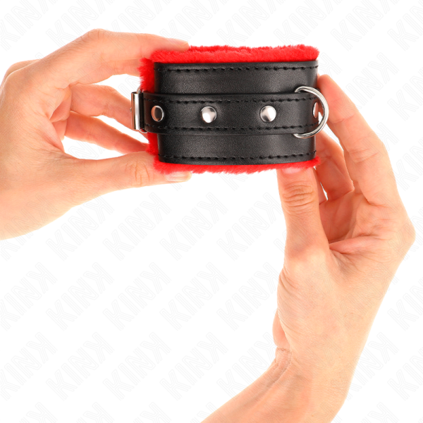 KINK - PREMIUM FUR LINED WRIST RESTRAINTS RED WITH BLACK BELT ADJUSTABLE 17-29 CM X 6 CM - Image 4