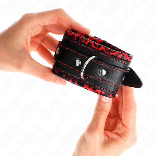 KINK - FUR LINED WRIST RESTRAINTS RED / BLACK ADJUSTABLE 17-29 CM X 6 CM - Image 3