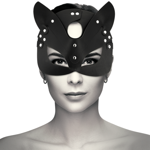 COQUETTE CHIC DESIRE - VEGAN LEATHER MASK WITH BUNNY EARS - Image 2